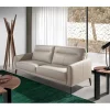 Sofá de 3 lugares estofado em pele cor Taupe