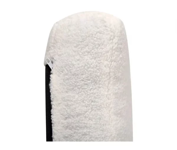 Sofá 3 lugares em bouclé branco TUVE