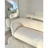 Sofá de 2 lugares estofado em tecido bouclé branco LOEN