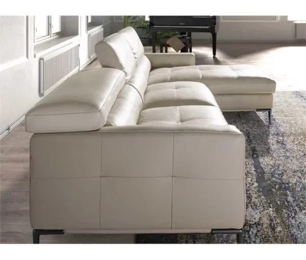 Sofá chaise longue direito em pele de areia