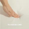 HOMCOM Sofá de 2 Lugares Sofá Estofado em Linho Sintético Sofá Sala de Estar com Apoio para os Braços e Pés de Madeira Sofá Pequeno Carga 250 kg 138,5x70x75 cm Creme