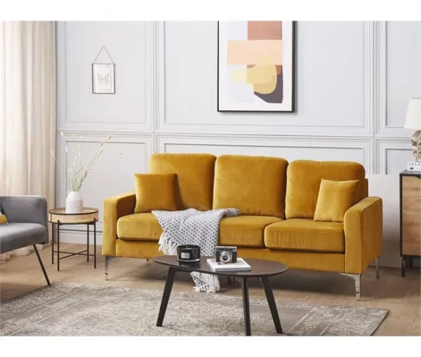 Sofá de 3 lugares em veludo amarelo mostrada GAVLE