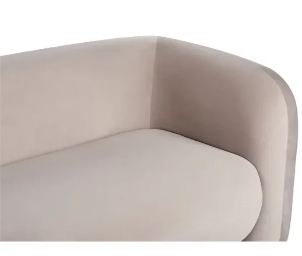 Sofá 3 lugares em veludo taupe LEIREN